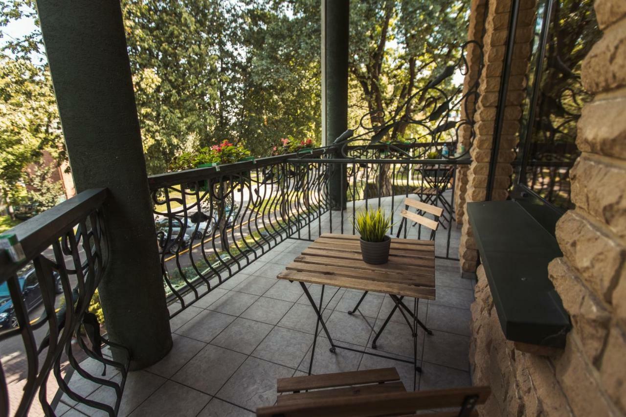 Hof Hotel Garden Kaunas Eksteriør bilde